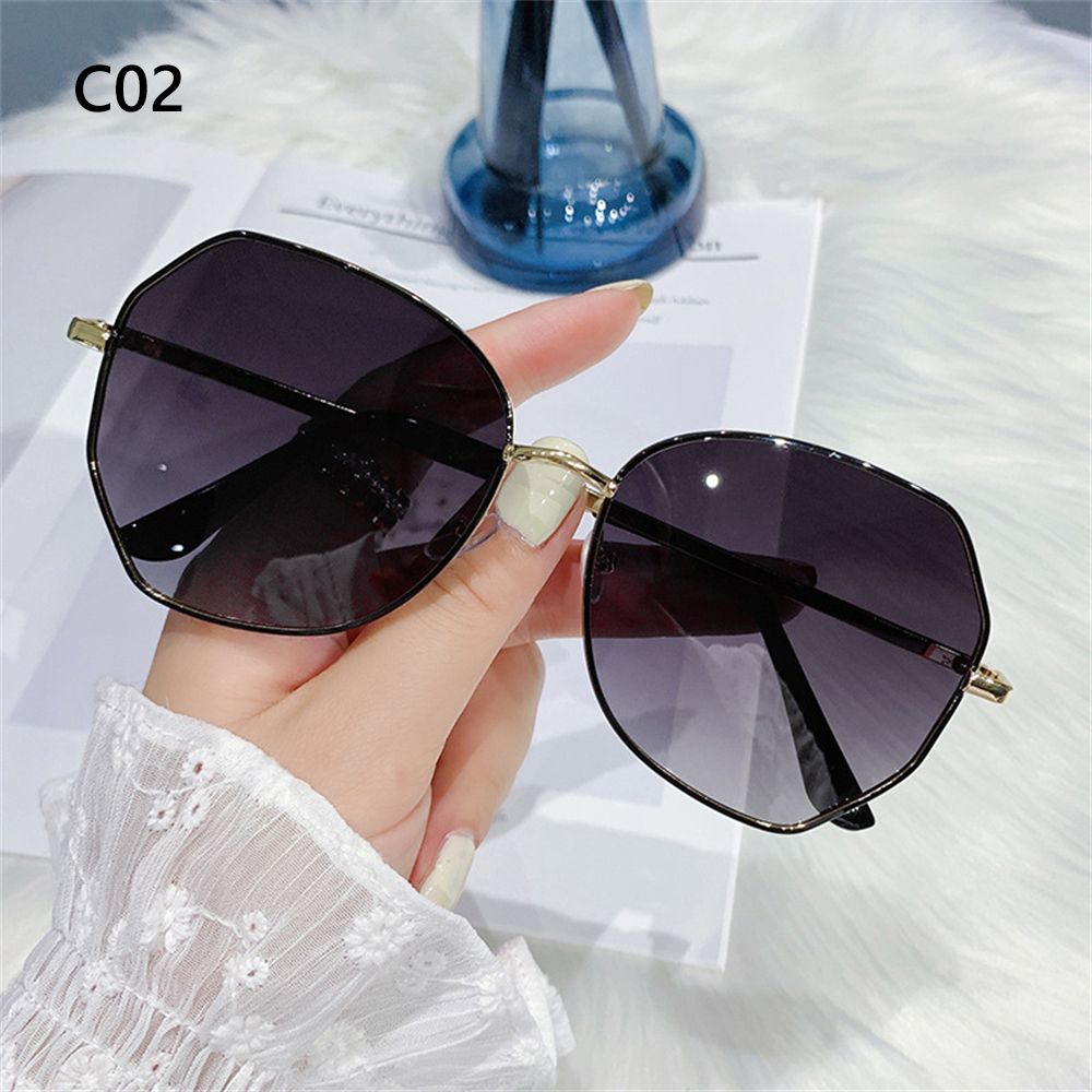 New Fashion Women Sunglasses Luxury Brand Designer Ladies Sun Glasses Vintage Shades UV400 Sunglasses Summer Eyewear