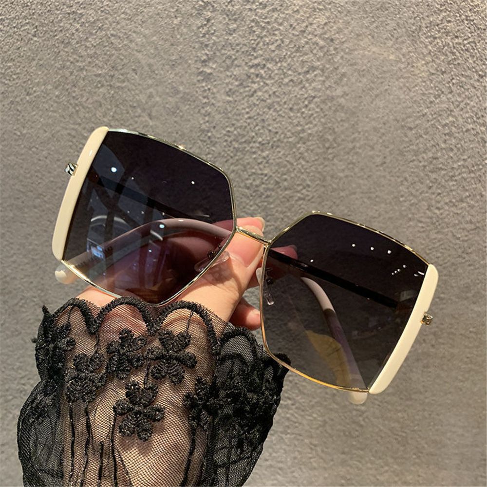 New Fashion Women Sunglasses Luxury Brand Designer Ladies Sun Glasses Vintage Shades UV400 Sunglasses Summer Eyewear